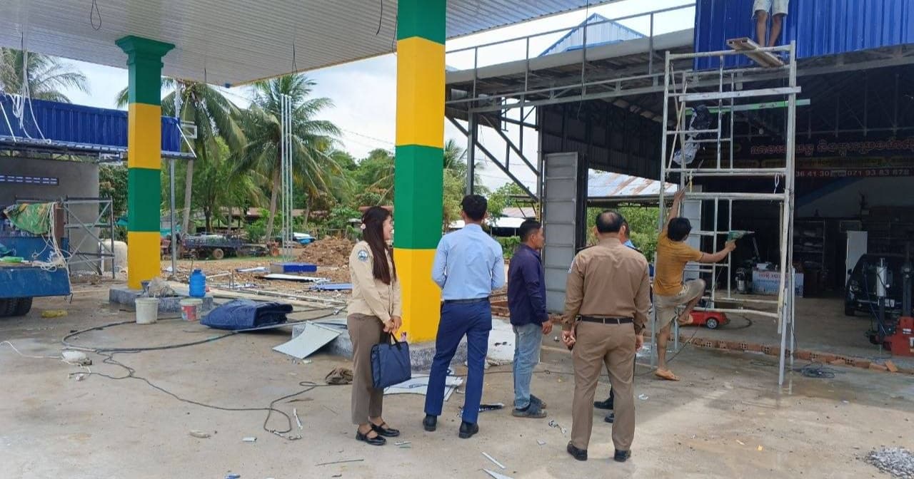 មន្ទីររ៉ែ និងថាមពល ចុះបង្រ្កាបទីតាំងអាជីវកម្មរ៉ែ បូមខ្សាច់អនាធិបតេយ្យ នៅឃុំក្តុលតាហែន ពីរទីតាំង