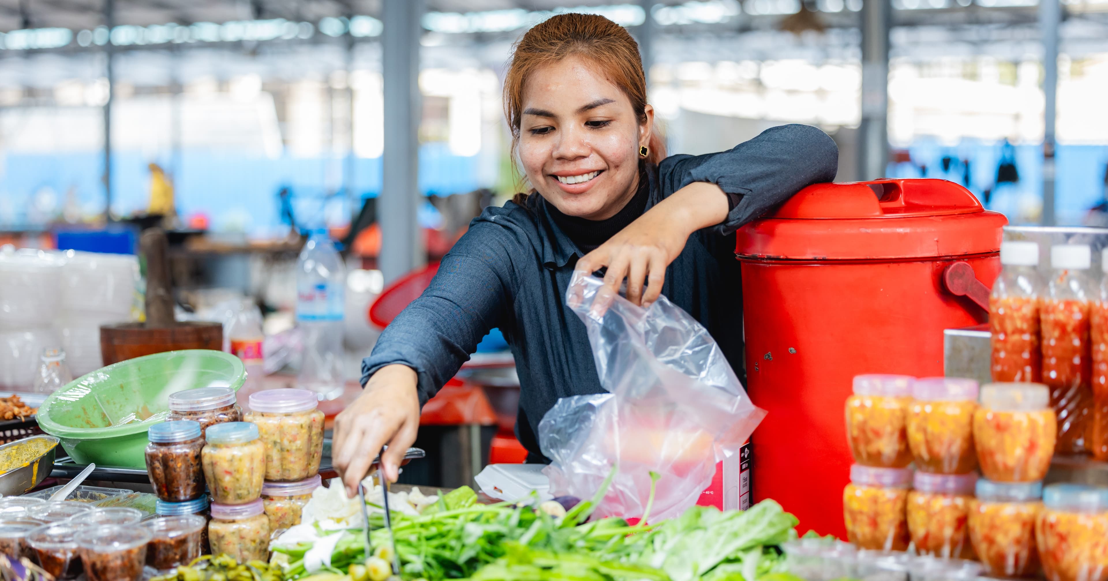 ការប្រកបមុខរបរលក់គ្រឿងសមុទ្រ ជួយអោយពលរដ្ឋក្នុងខេត្តកែប មានជីវភាពកាន់តែធូធា