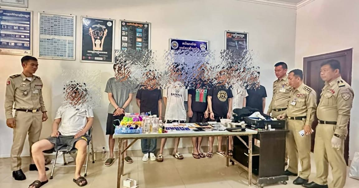 រយៈពេល២ថ្ងៃកម្លាំងជំនាញប្រឆាំងបទល្មើសគ្រឿងញៀនចុះប្រតិបត្តិការបង្ក្រាបនិងឃាត់ខ្លួនមនុស្សប្រុសស្រីបានចំនួន១១នាក់ពាក់ព័ន្ធបទល្មើសគ្រឿងញៀនបញ្ជូនទៅតុលាការ