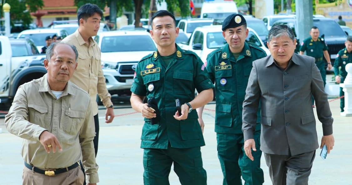លោកឧត្តមសេនីយ៍ត្រី សឿម សារិទ្ធ អញ្ជើញចូលរួមកិច្ចប្រជុំបូកសរុបការងារអនុវត្តយុទ្ធនាការប្រយុទ្ធប្រឆាំងឆបោកតាមប្រព័ន្ធបច្ចេកវិទ្យា (Online Scams) នៅសាលាខេត្តបន្ទាយមានជ័យ