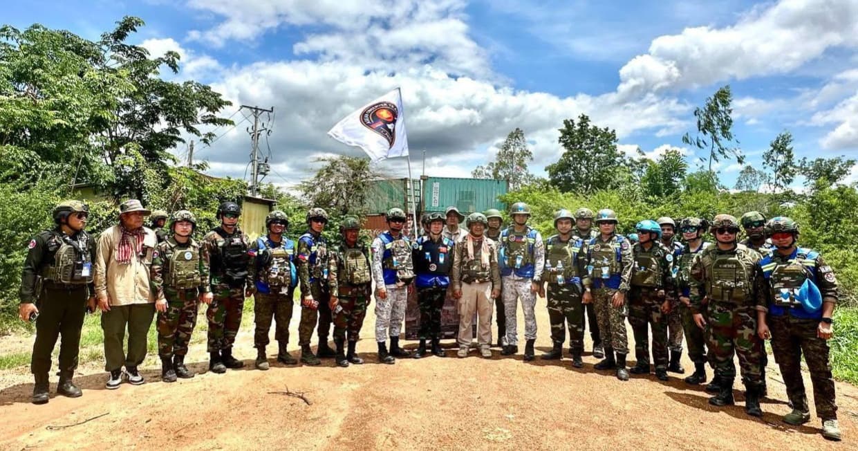 AOT ចុះសង្កេតការណ៍ ផ្ទៀងផ្ទាត់ និងរាយការណ៍អំពីស្ថានភាពព្រំដែននៅតំបន់ភូមិជោគជ័យ ឃុំអូរបីជាន់ ដែលជាទីតាំងមួយត្រូវបានទទួលរងការវាយប្រហារ រាយបន្លាលួស និងដាក់ពង្រាយទូកុងតឺន័រកាន់កាប់ដោយខុសច្បាប់របស់យោធាថៃ