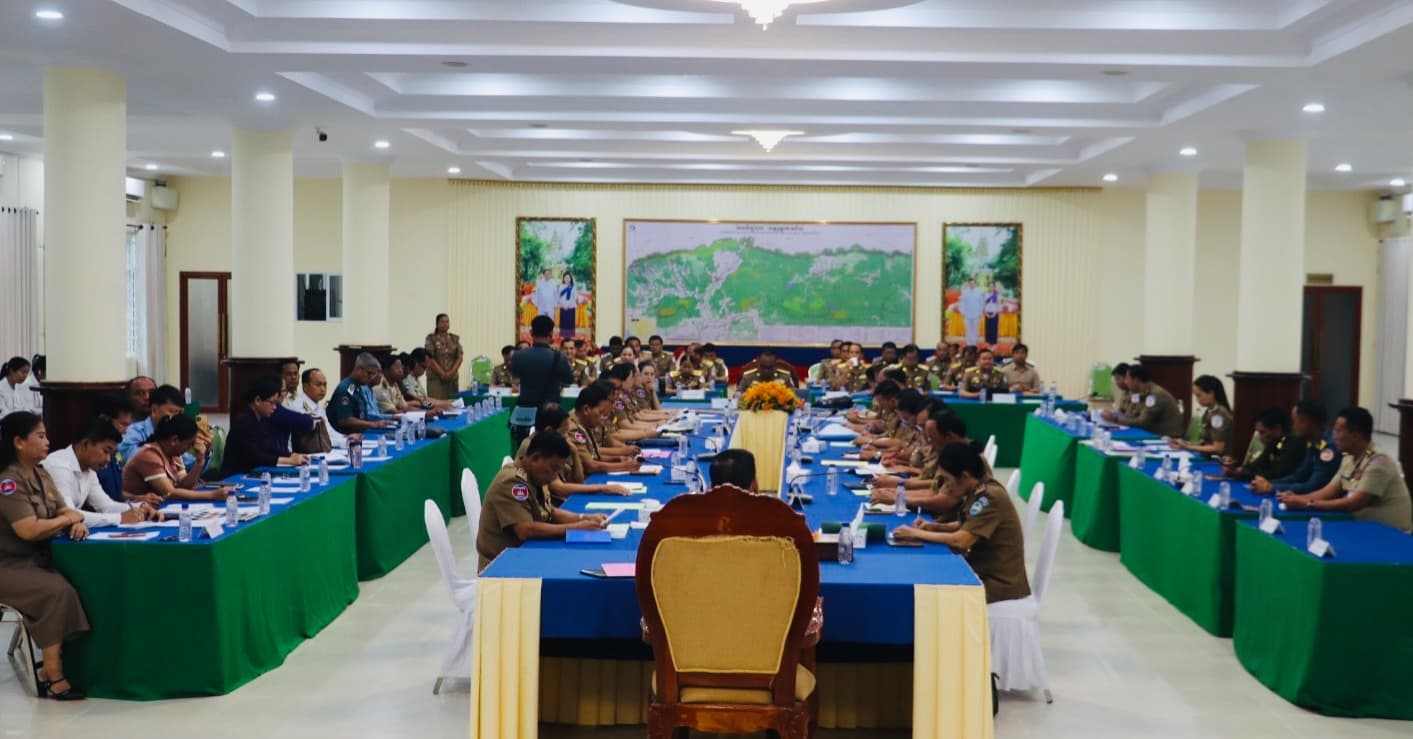 ឯកឧត្តម ស៊ី ប្រាសិទ្ធ ដឹកនាំកិច្ចប្រជុំសាមញ្ញលើកទី២៤ របស់ក្រុមប្រឹក្សាខេត្តឧត្តរមានជ័យ អាណត្តិទី៤។