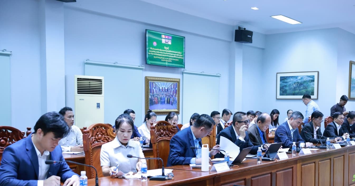 កិច្ចប្រជុំពិភាក្សាលើសេចក្ដីព្រាងប្រកាសអន្តរក្រសួង រវាង ក្រសួងព័ត៌មាន និងក្រសួងប្រៃសនីយ៍ និងទូរគមនាគមន៍