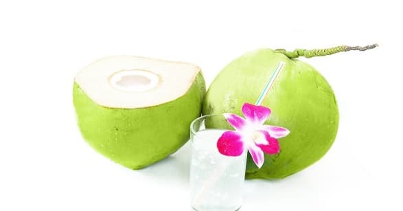អត្ថប្រយោជន៍ដ៏ប្រសើរនៃការទទួលទាន “ទឹកដូង” ចំពោះសុខភាពរាងកាយ