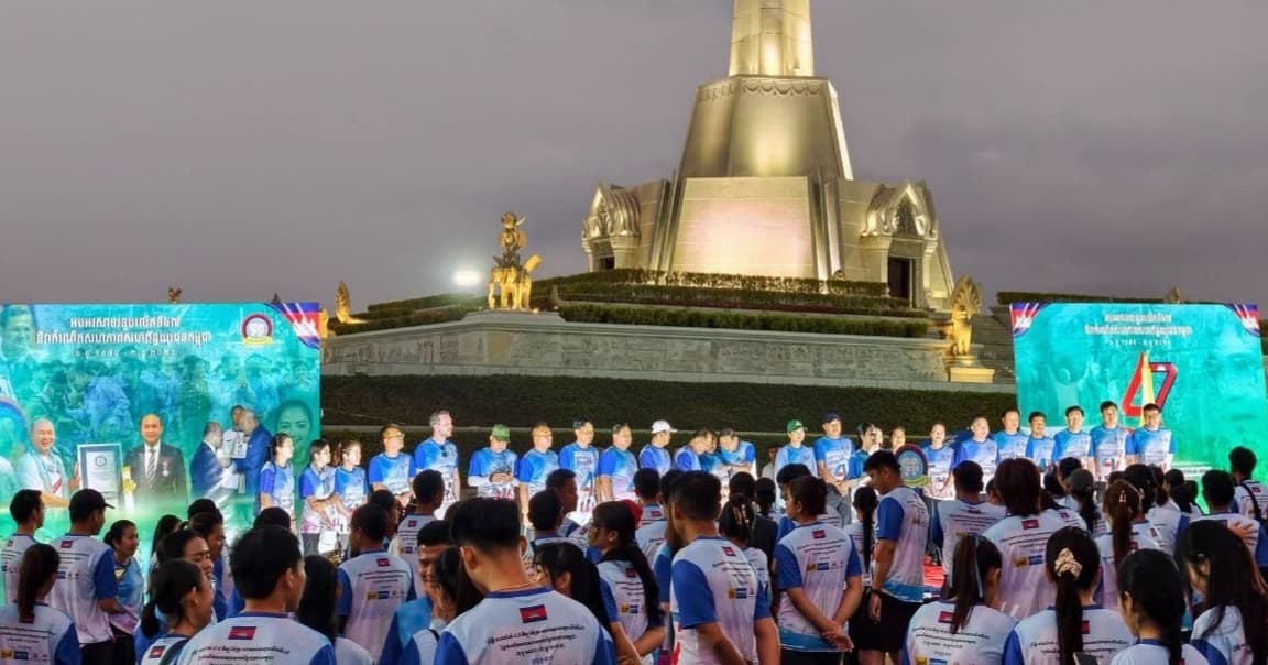 រដ្ឋបាលខេត្តកោះកុង សូមថ្លែងអំណរគុណយ៉ាងជ្រាលជ្រៅចំពោះ ឈ្មោះ SOPHORN KHIN ដែលបានឧបត្ថម្ភថវិកា ចំនួន ៤០ដុល្លារ សម្រាប់រៀបចំកម្មវិធីរត់ប្រណាំង